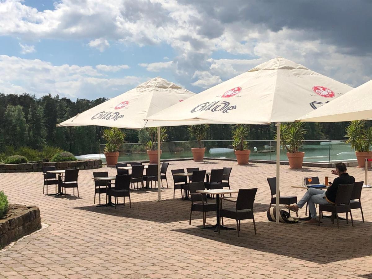 Bernsteinsee Hotel Sassenburg Bagian luar foto