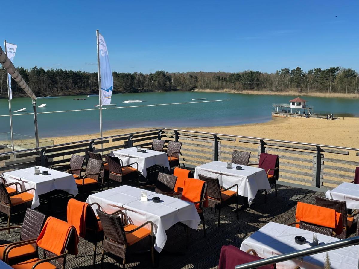 Bernsteinsee Hotel Sassenburg Bagian luar foto
